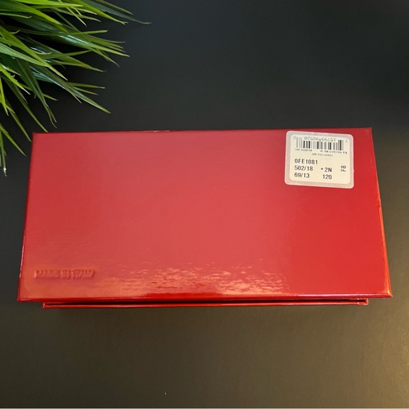 SALVATORE FERRAGAMO Sunglasses Box - Picture 6 of 7